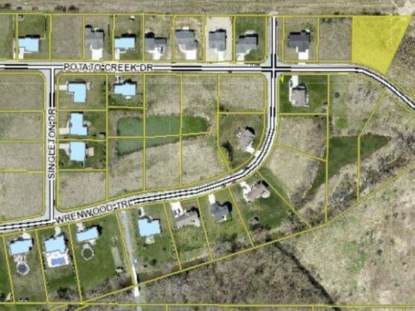 403 Potato Creek Drive, North Liberty, IN 46554