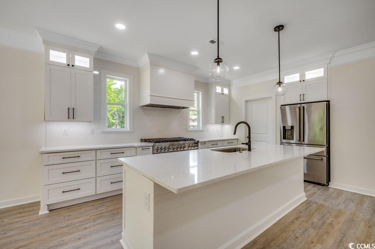 329 Spinney Dr. Photo 10