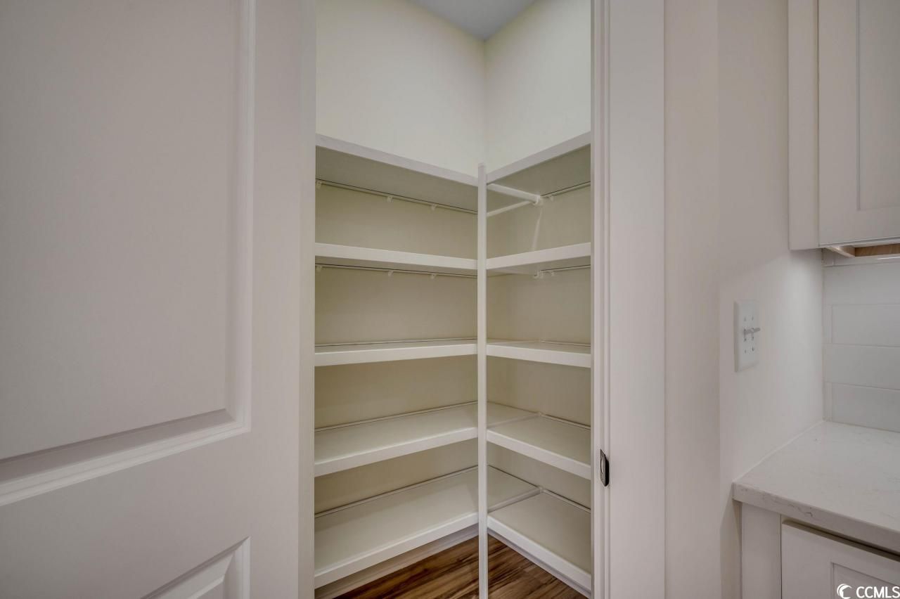 209 Brush Ct. Photo 8