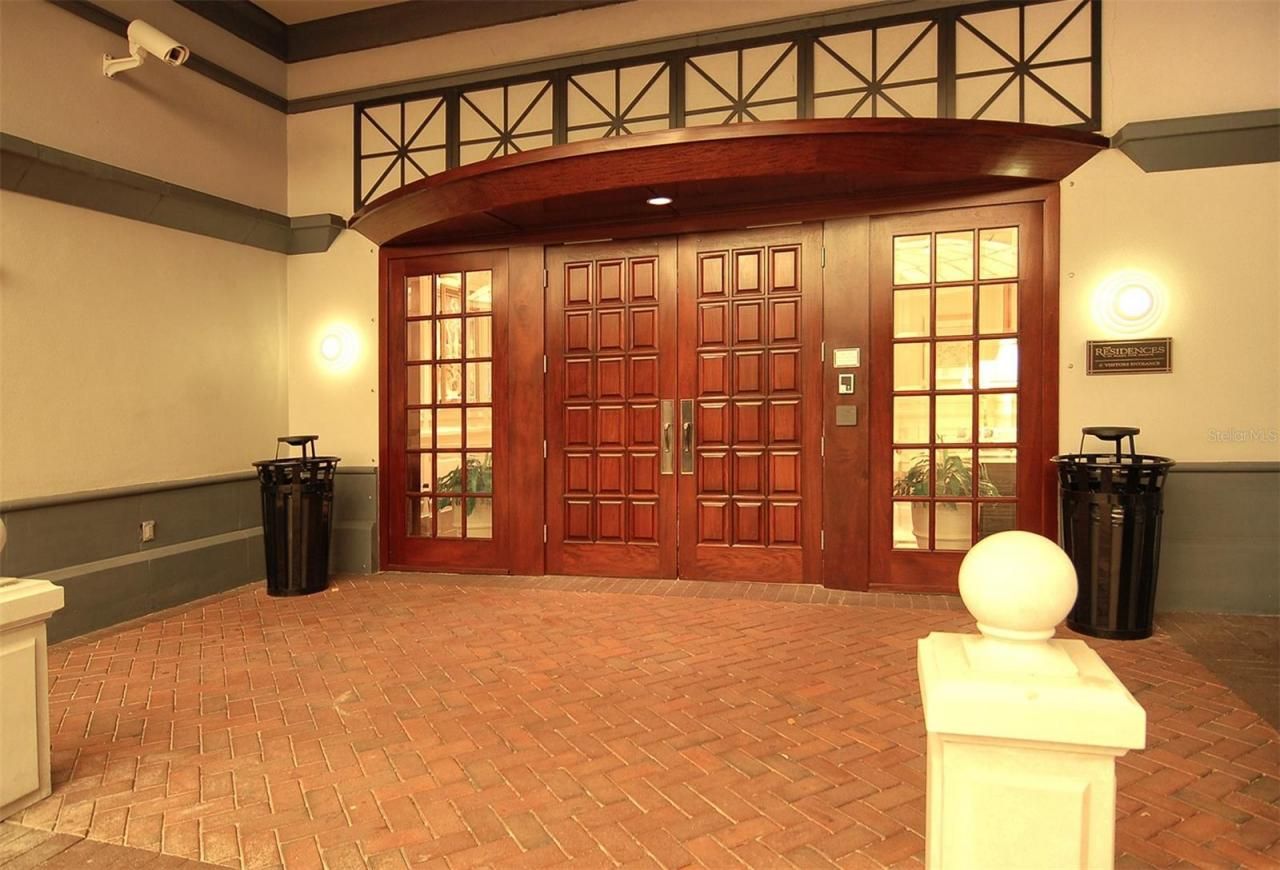 50 Central Avenue, Unit 14B, Sarasota, FL 34236 Photo