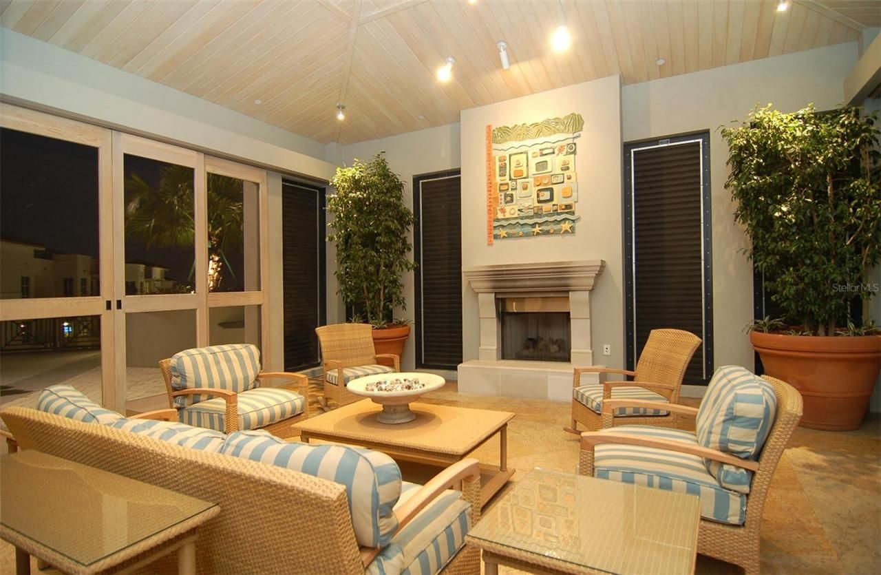 50 Central Avenue, Unit 14B, Sarasota, FL 34236 Photo