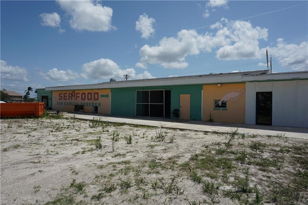 870 Buttonwood Dr, Fort Myers Beach, FL 33931 Photo