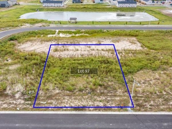 Tomt, 890 m²