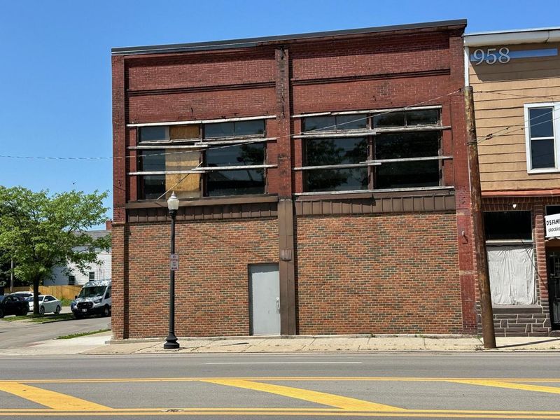 960 W BROAD Street, Columbus, OH 43222 Photo 2