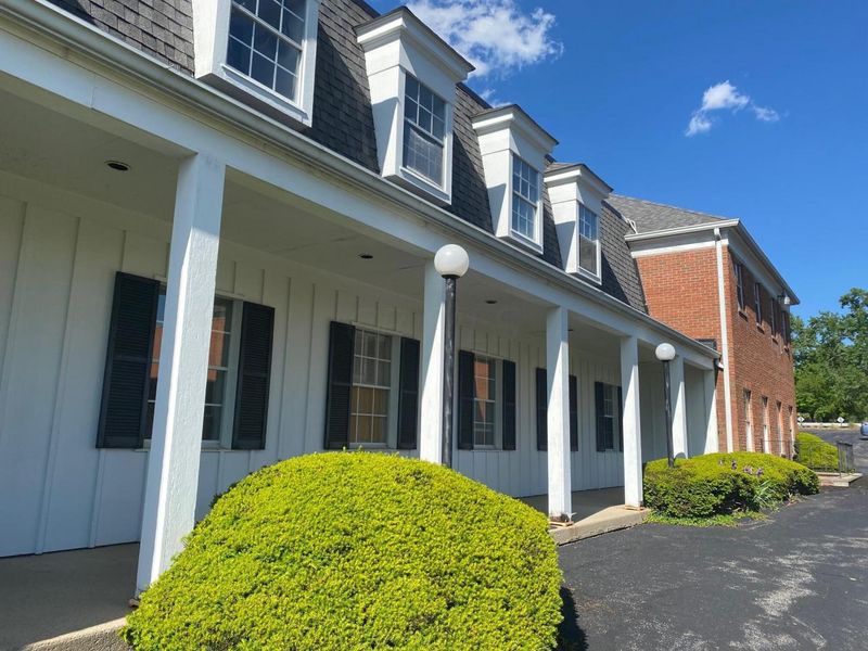 6660 N High Street, Worthington, OH 43085 Photo 2