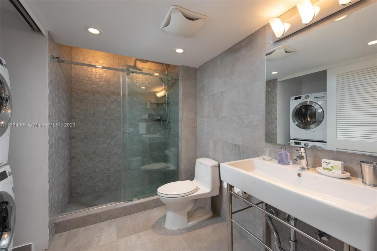 121 Crandon Blvd, Unit 463, Key Biscayne, FL 33149 Photo