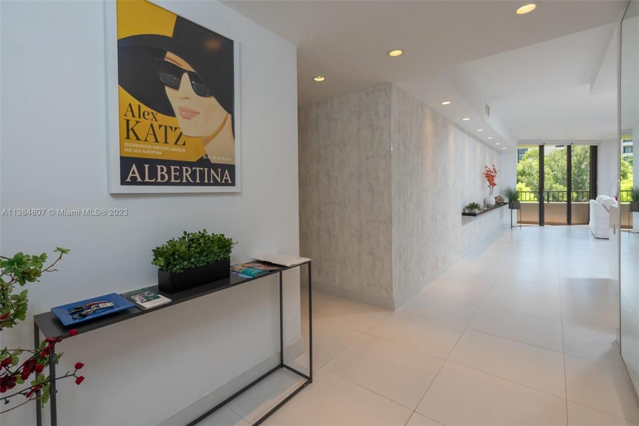 121 Crandon Blvd, Unit 463, Key Biscayne, FL 33149 Photo