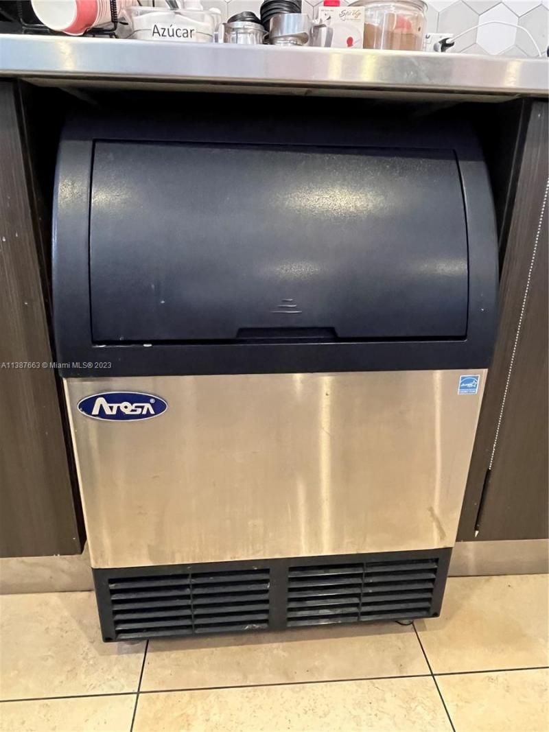 10740 NW 74th St, Doral, FL 33178 Photo