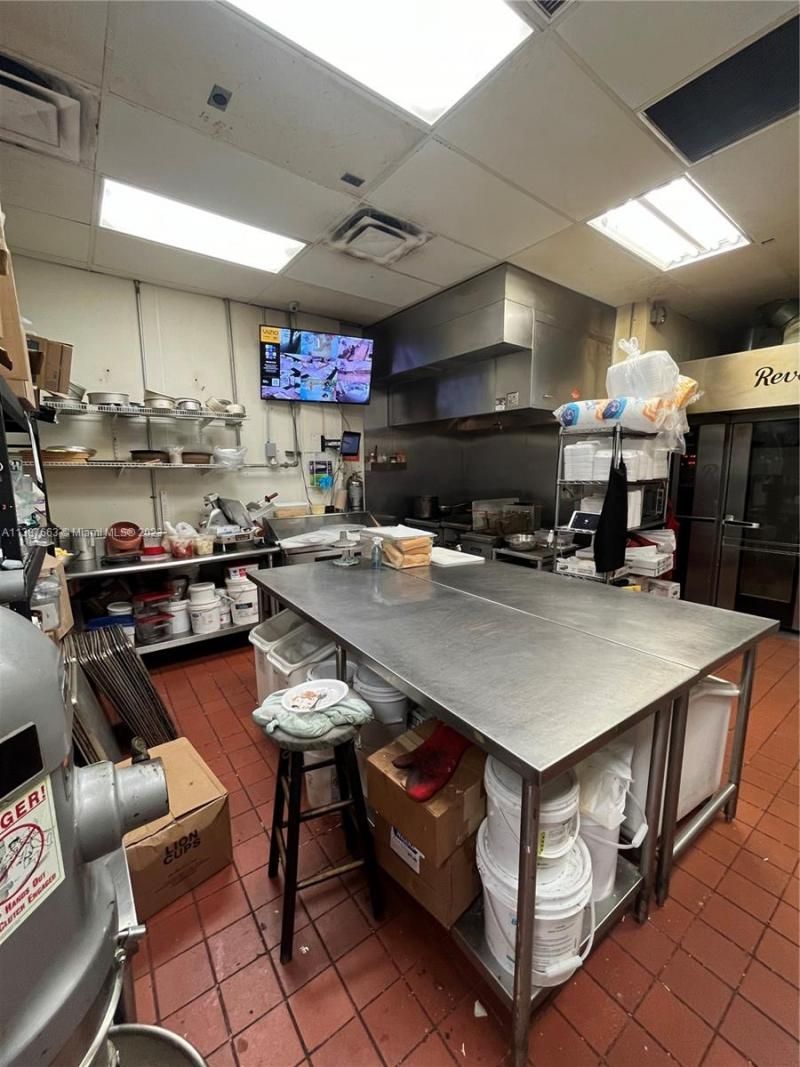 10740 NW 74th St, Doral, FL 33178 Photo