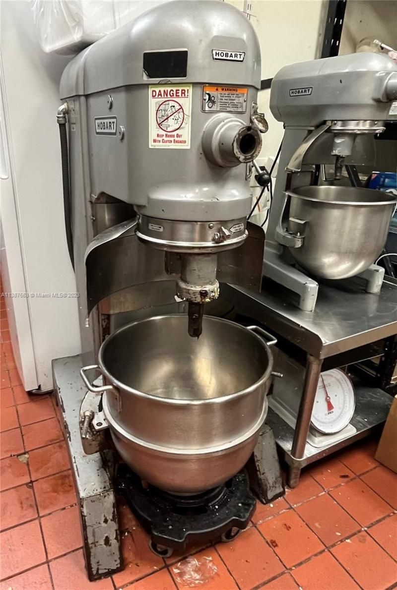 10740 NW 74th St, Doral, FL 33178 Photo