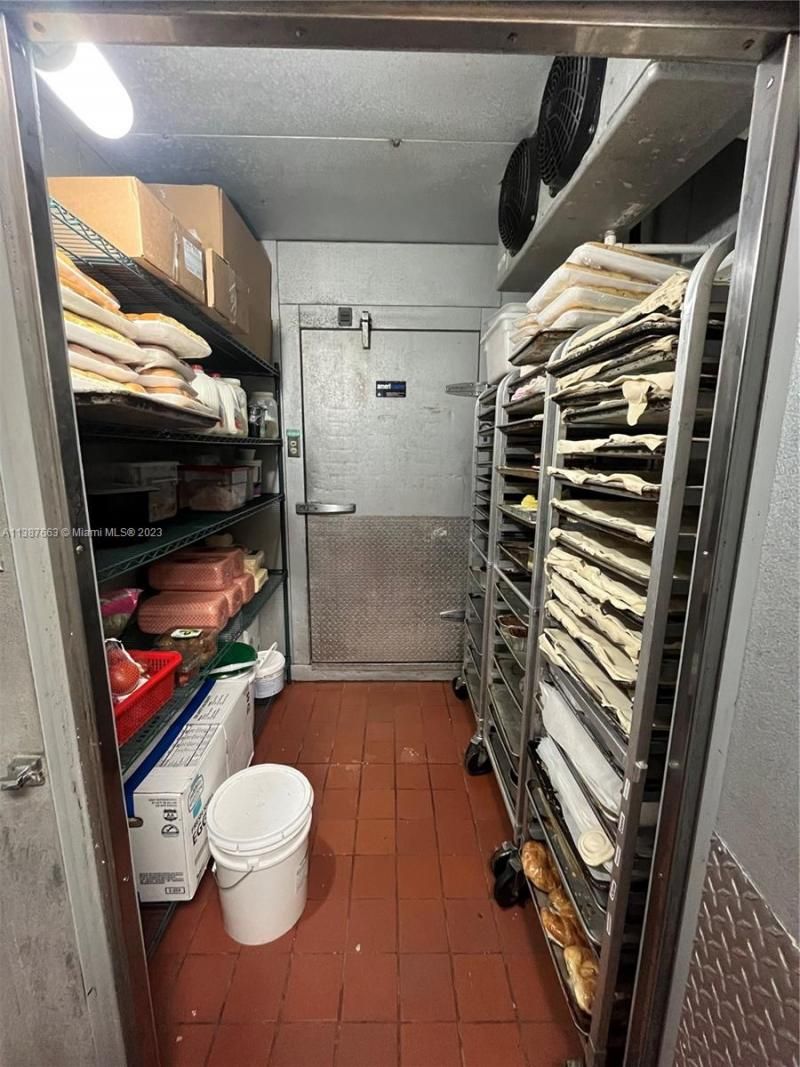 10740 NW 74th St, Doral, FL 33178 Photo