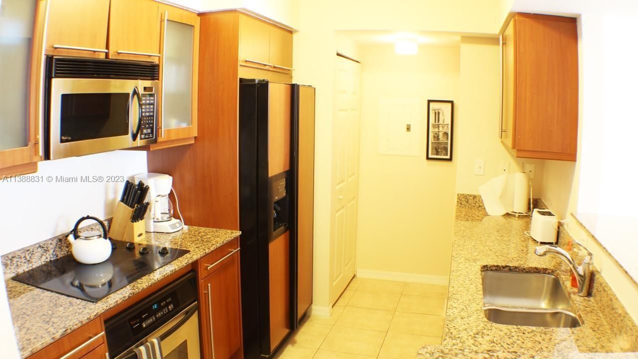 2080 S Ocean Dr, Unit 806, Hallandale Beach, FL 33009 Photo