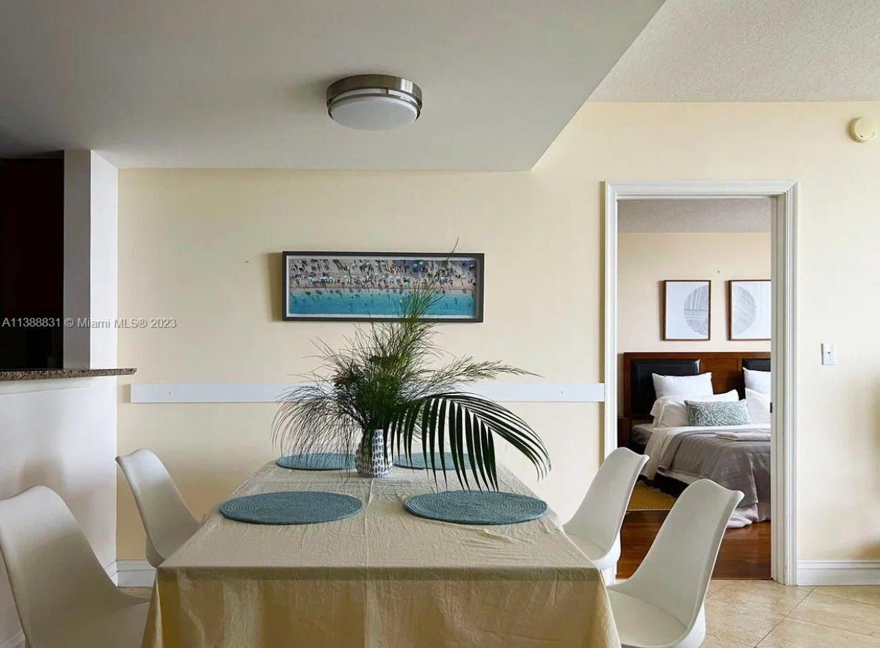 2080 S Ocean Dr, Unit 806, Hallandale Beach, FL 33009 Photo