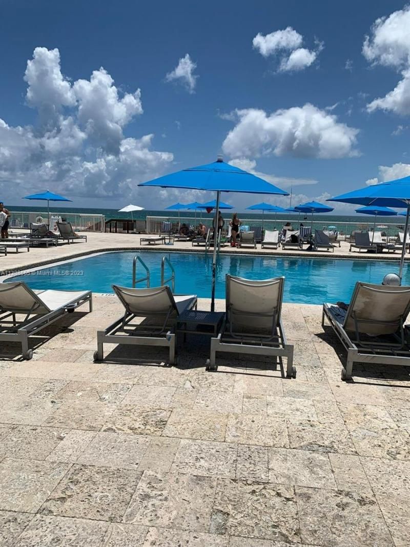 19201 Collins Ave, Unit 540, Sunny Isles Beach, FL 33160 Photo