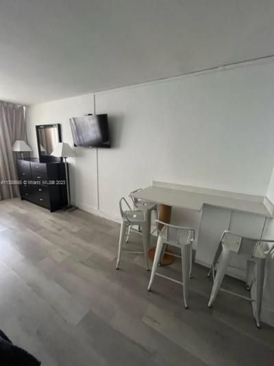 19201 Collins Ave, Unit 540, Sunny Isles Beach, FL 33160 Photo