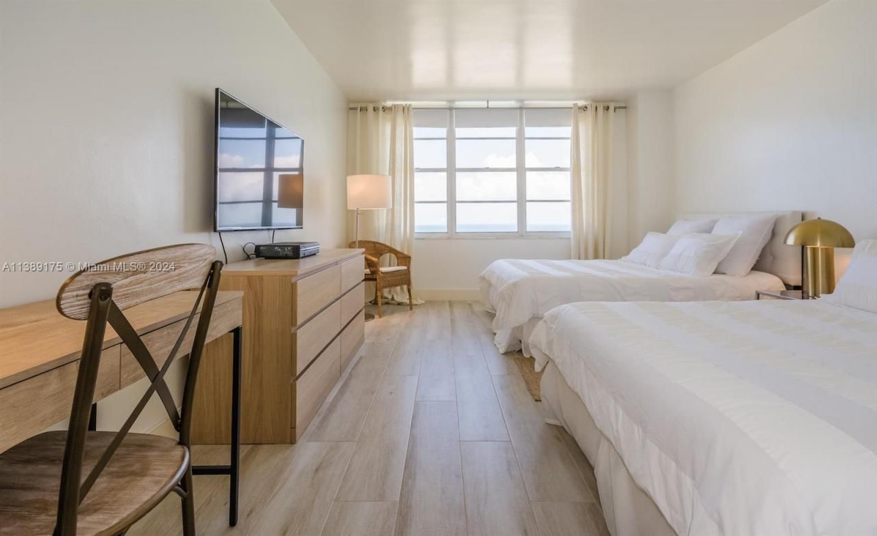 5601 Collins Ave, Unit 1204, Miami Beach, FL 33140 Photo