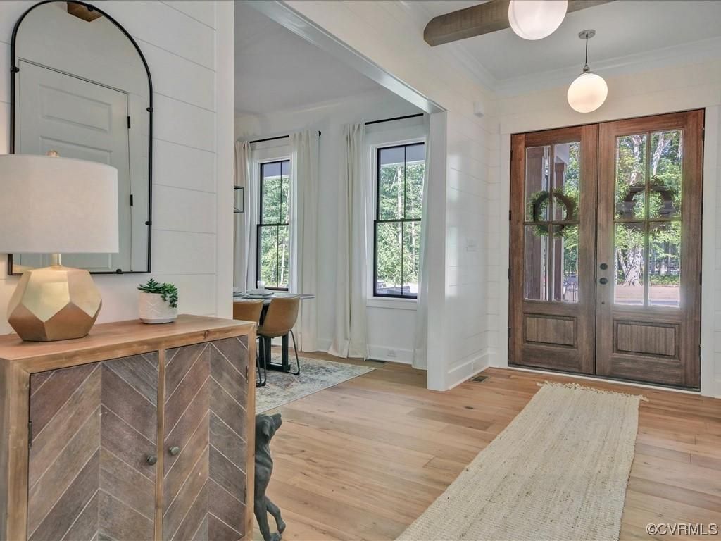 9105 Deer Range Road Moseley, VA 23120