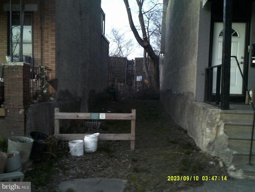 1529 W Cayuga Street, Philadelphia, PA 19140 Main Photo