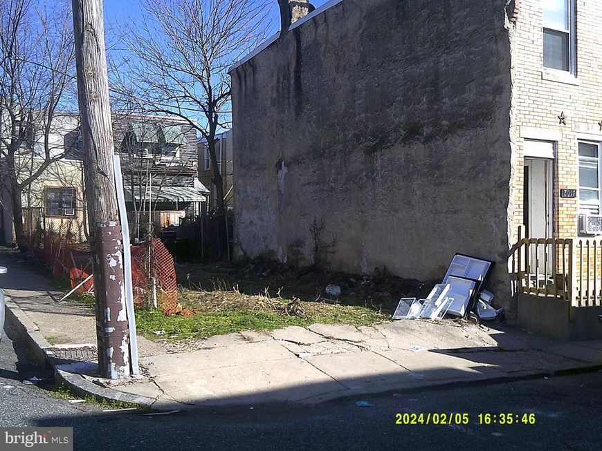 2015 Granite Street, Philadelphia, PA 19124 Main Photo