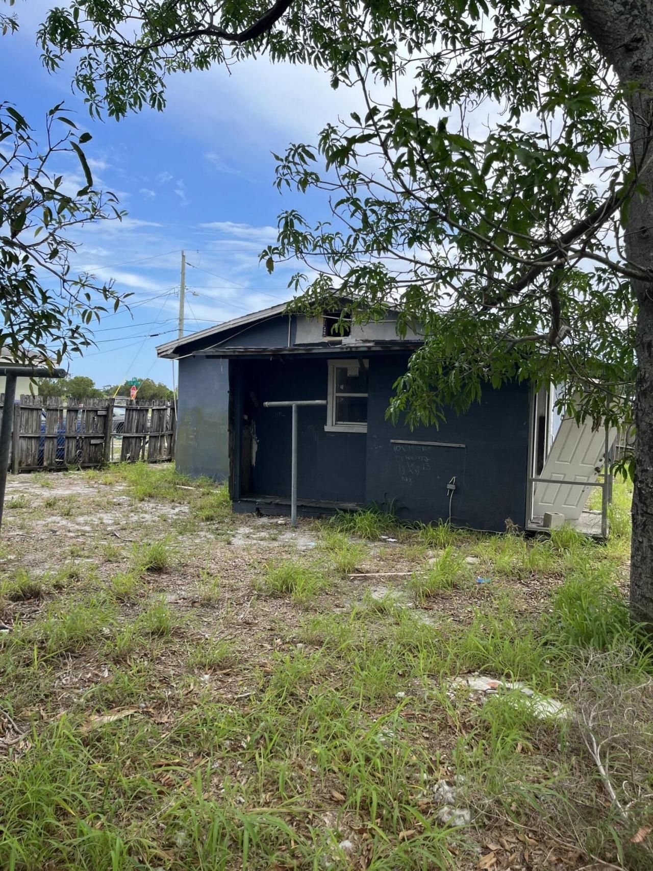 1204 Avenue K Avenue, Fort Pierce, FL 34950 Photo