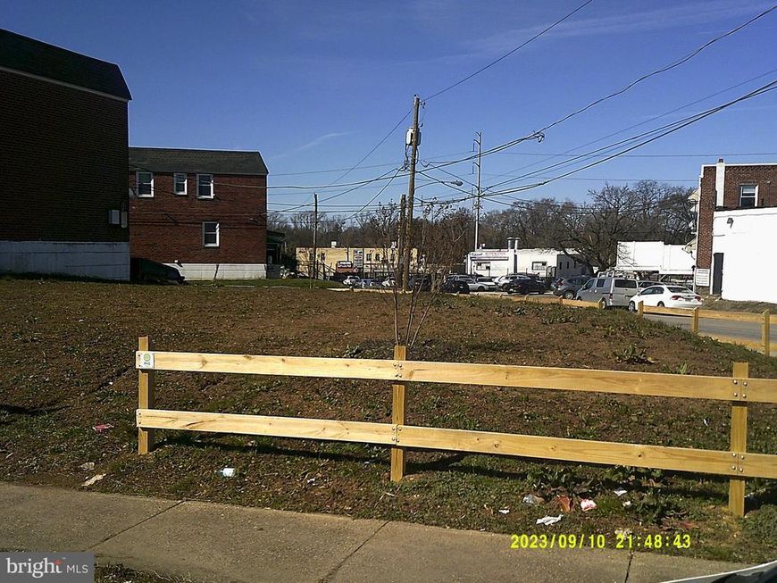 6901 Greenway Avenue, Philadelphia, PA 19142 Main Photo