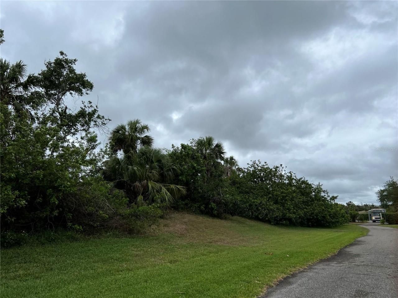 Woodbridge Drive, Venice, FL 34293 Photo