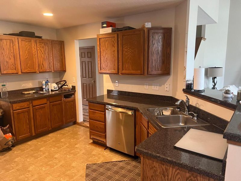 2825 Gablewood Drive, Columbus, OH 43219 Photo 5