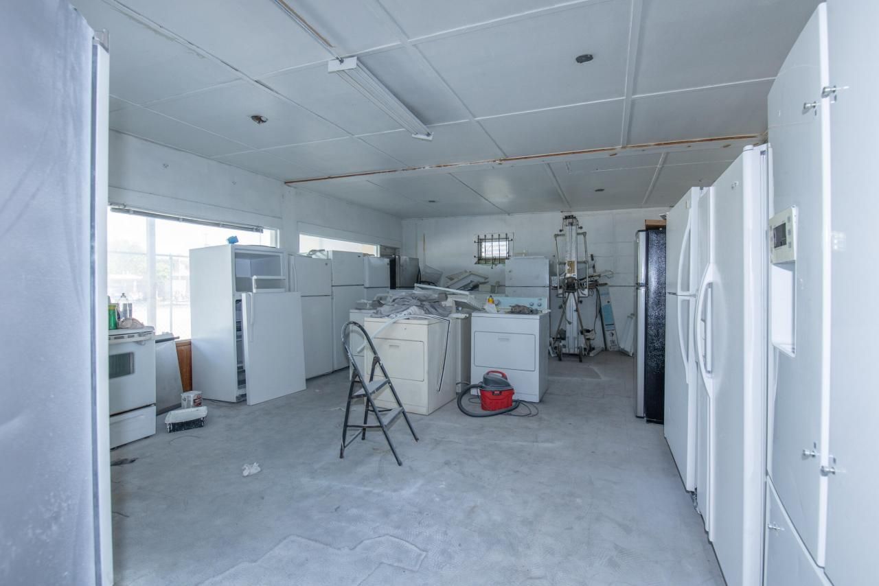 922 S Dixie Highway, Lake Worth Beach, FL 33460 Photo