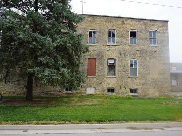 203 W 2nd Street, Gilman, IL 60938