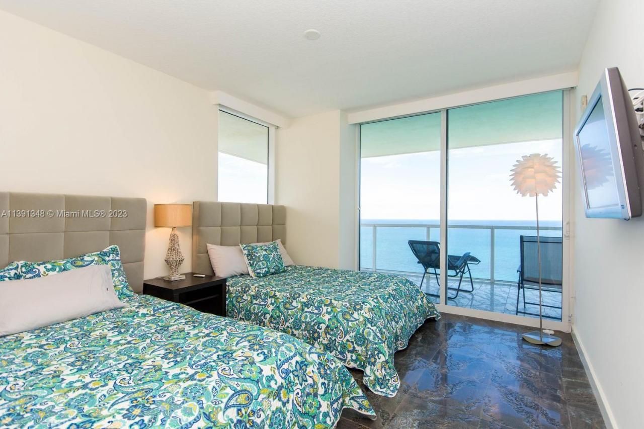 16699 Collins Ave, Unit 4103, Sunny Isles Beach, FL 33160 Photo