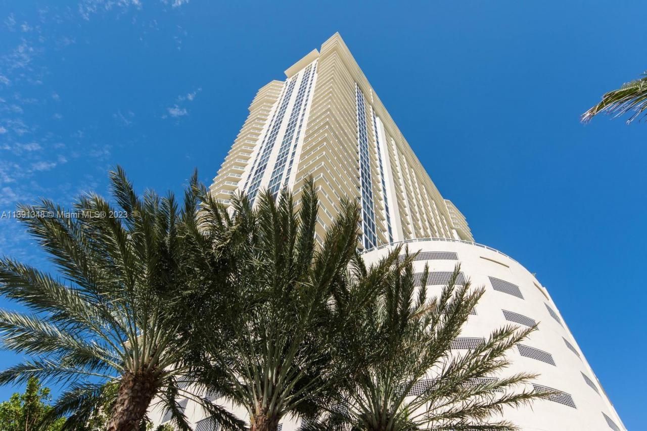 16699 Collins Ave, Unit 4103, Sunny Isles Beach, FL 33160 Photo