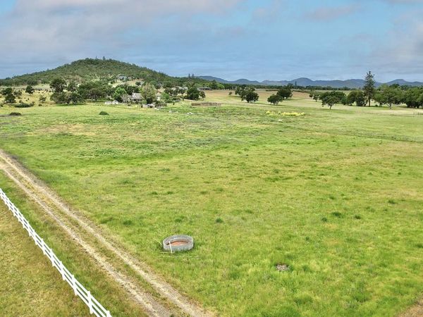 12240 Modoc Road, Unit B, Central Point, OR 97502