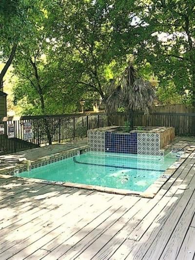 908 Poplar St, Unit 202, Austin, TX 78705 Main Photo