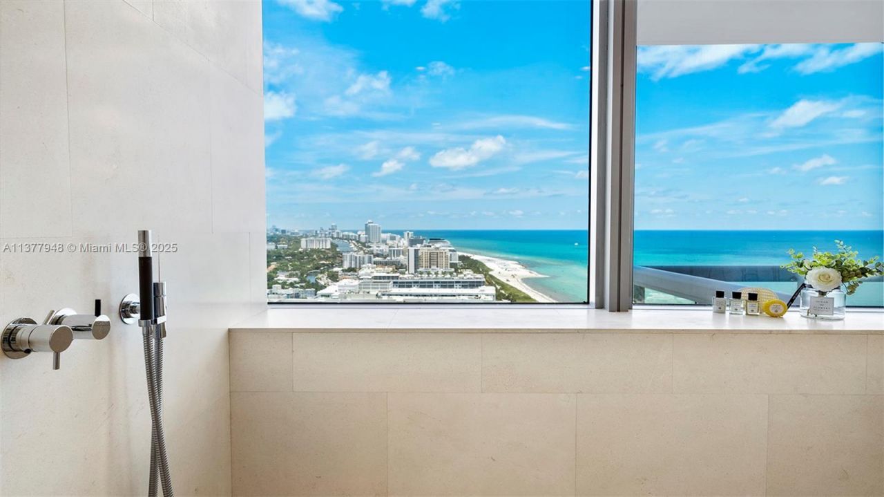 101 20th St, Unit 3909, Miami Beach, FL 33139 Photo