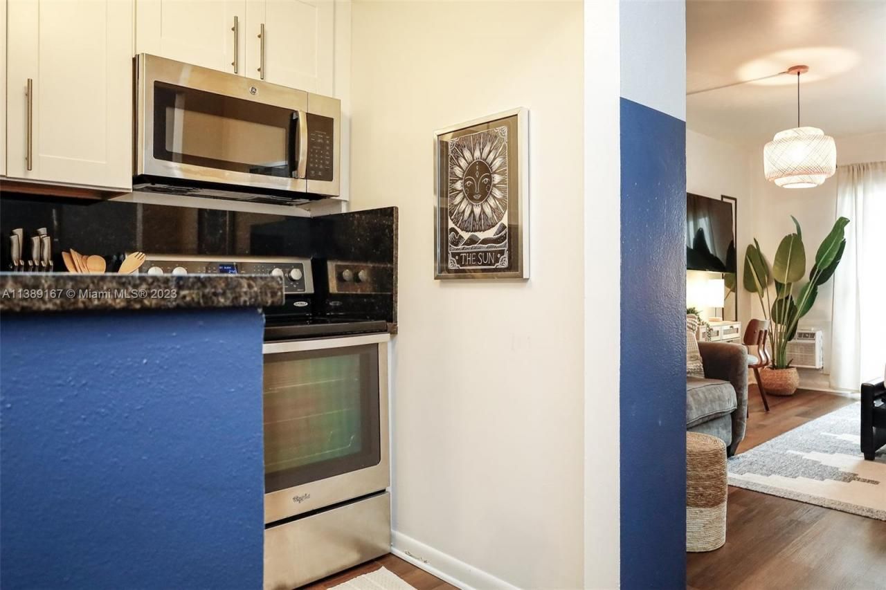 7904 West Dr, Unit 812, North Bay Village, FL 33141 Photo