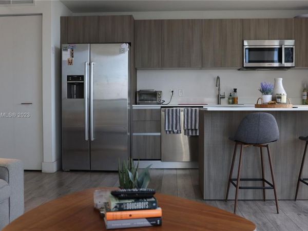 201 SW 17th Rd, Unit 606, Miami, FL 33129