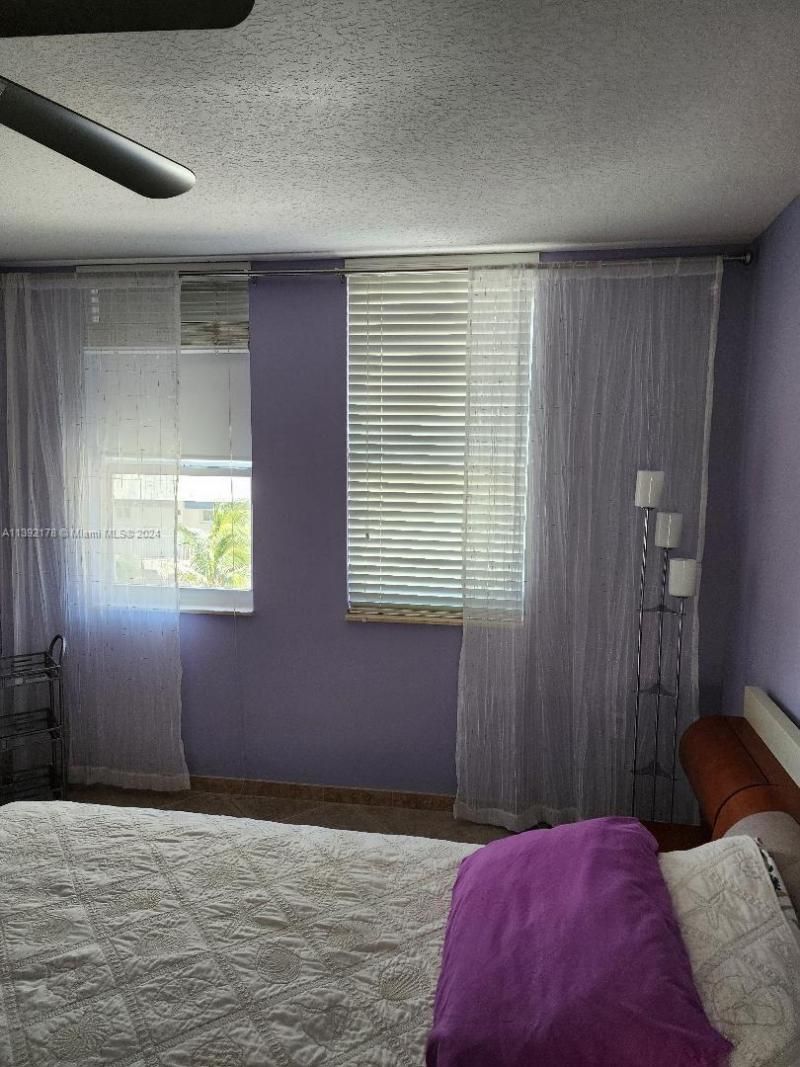 2080 S Ocean Dr, Unit 309, Hallandale Beach, FL 33009 Photo