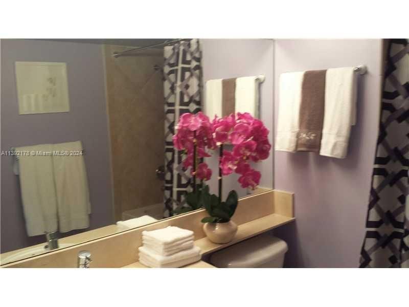 2080 S Ocean Dr, Unit 309, Hallandale Beach, FL 33009 Photo