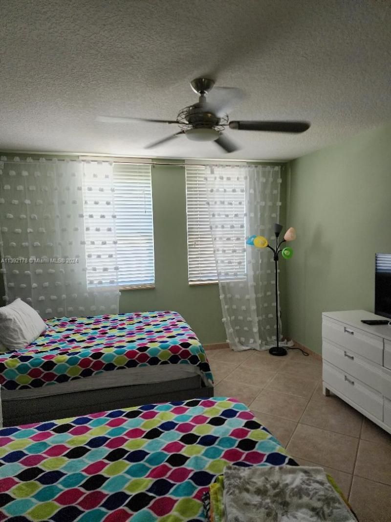 2080 S Ocean Dr, Unit 309, Hallandale Beach, FL 33009 Photo