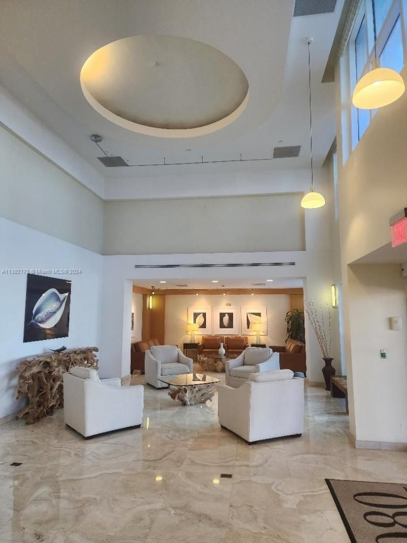 2080 S Ocean Dr, Unit 309, Hallandale Beach, FL 33009 Photo