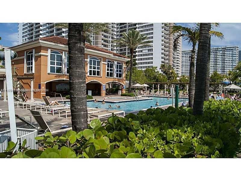2080 S Ocean Dr, Unit 309, Hallandale Beach, FL 33009 Photo