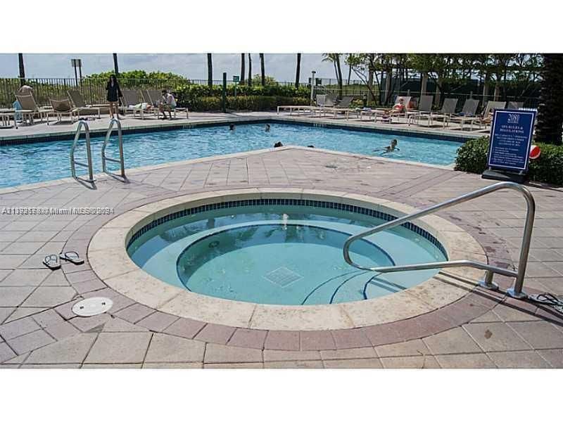 2080 S Ocean Dr, Unit 309, Hallandale Beach, FL 33009 Photo
