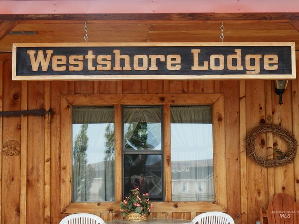 768 Cottonwood Rd., West Magic, ID 83352