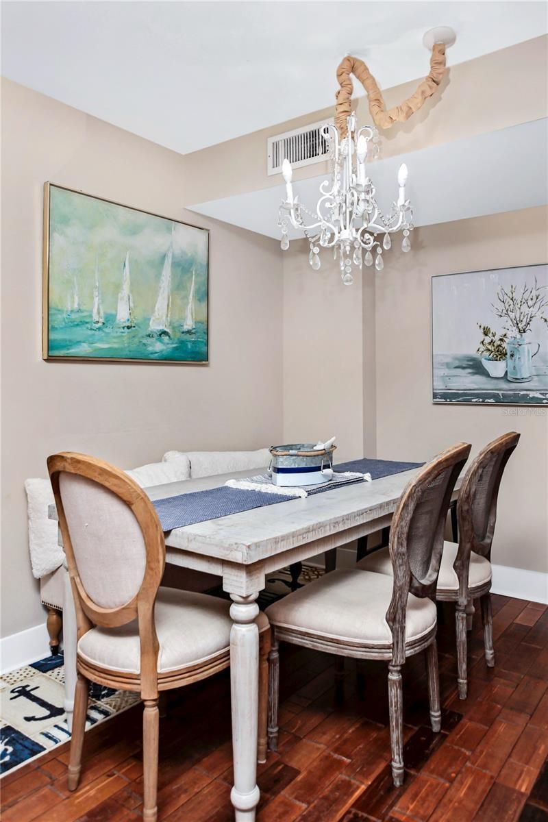 1212 Benjamin Franklin Drive, Unit 303, Sarasota, FL 34236 Photo