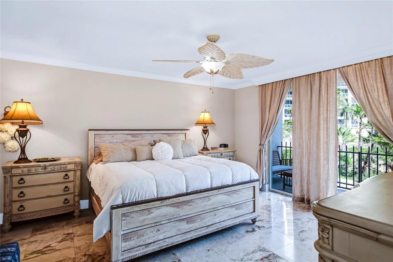 1212 Benjamin Franklin Drive, Unit 303, Sarasota, FL 34236 Photo