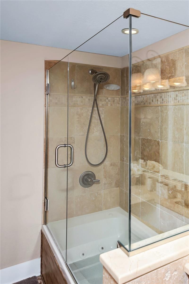 1212 Benjamin Franklin Drive, Unit 303, Sarasota, FL 34236 Photo