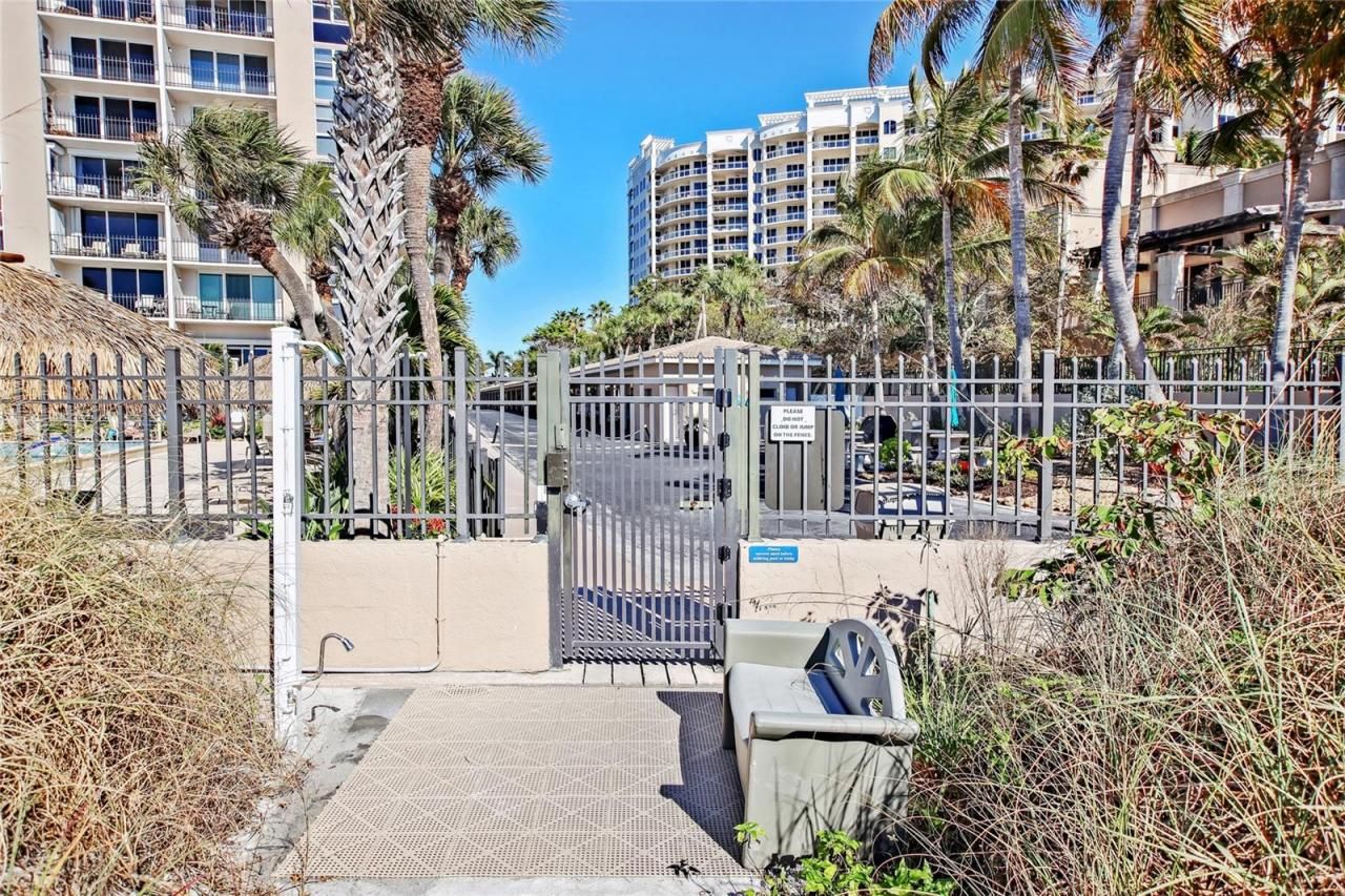 1212 Benjamin Franklin Drive, Unit 303, Sarasota, FL 34236 Photo