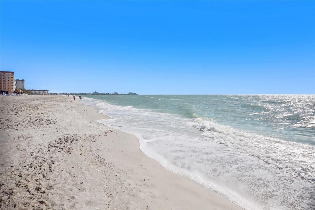 1212 Benjamin Franklin Drive, Unit 303, Sarasota, FL 34236 Photo