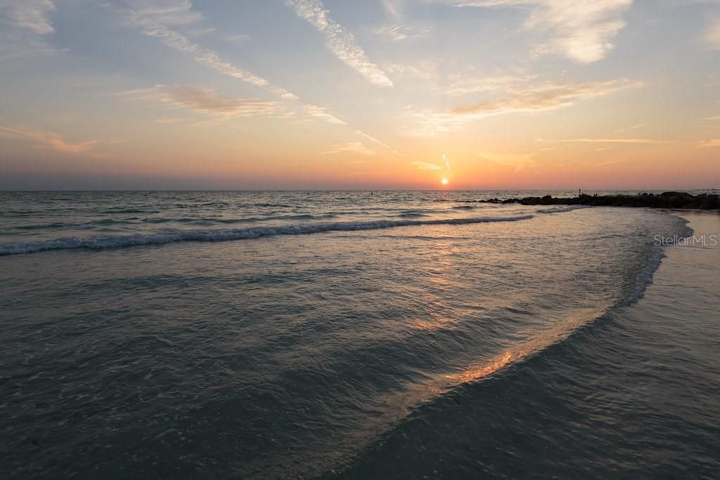 1212 Benjamin Franklin Drive, Unit 303, Sarasota, FL 34236 Photo