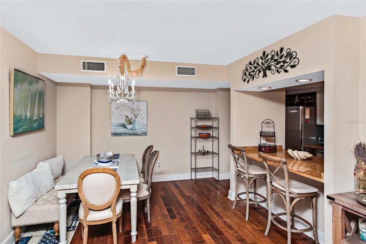 1212 Benjamin Franklin Drive, Unit 303, Sarasota, FL 34236 Photo